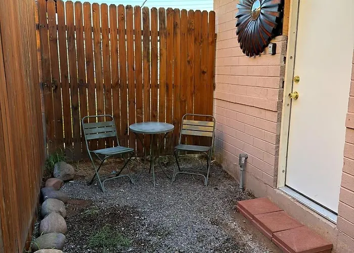 With Yard Close To Airport Downtown Phx Tempe Scotsdale 3* Phoenix