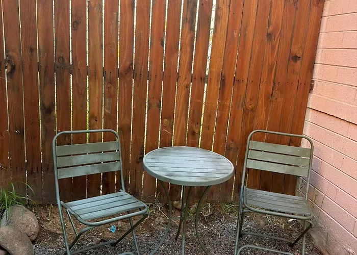 With Yard Close To Airport Downtown Phx Tempe Scotsdale
